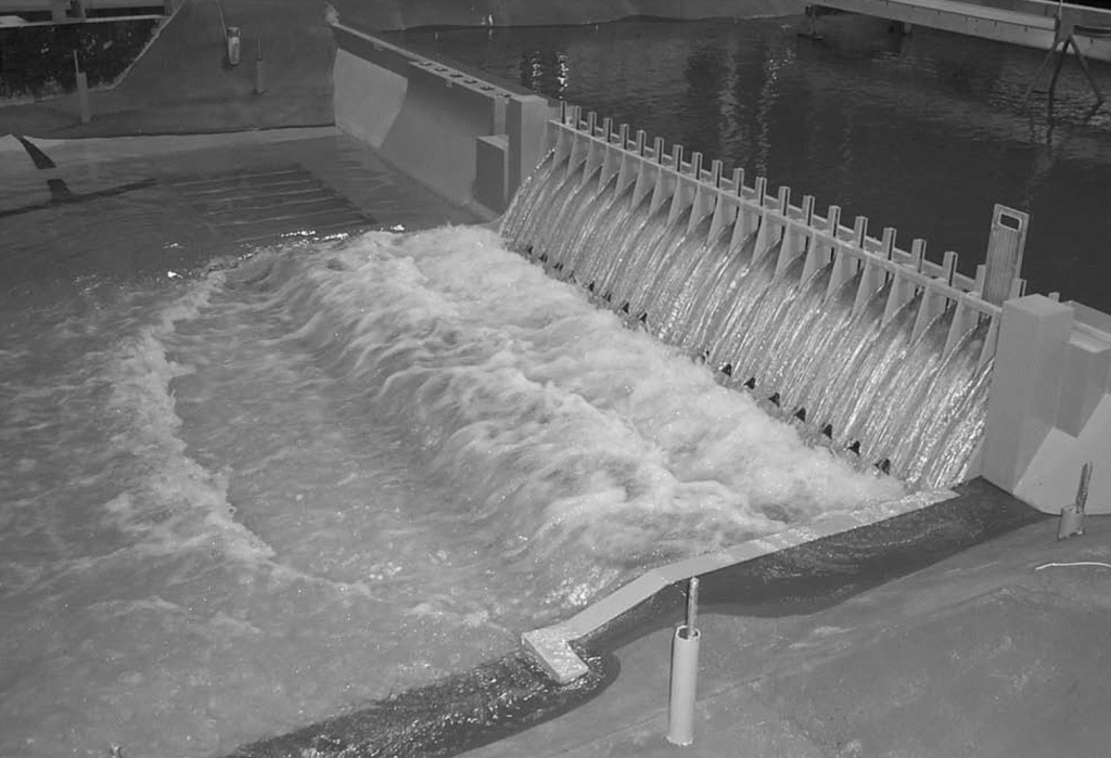 Hydraulic model of the Bluestone Lake Dam on the New River near Hinton,